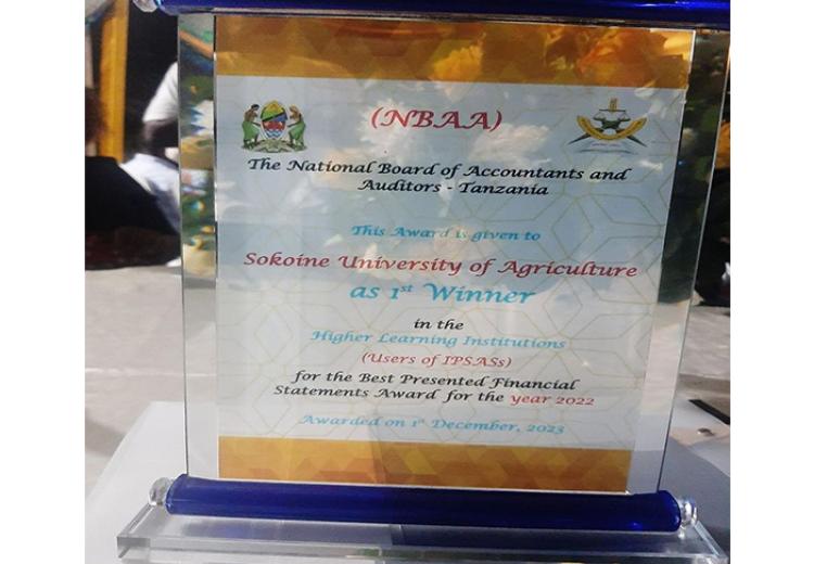 SUA Yapata Tuzo Ya Nafasi ya Kwanza ya Uandaaji wa Taarifa ya Mahesabu kwa Viwango vya Kimataifa