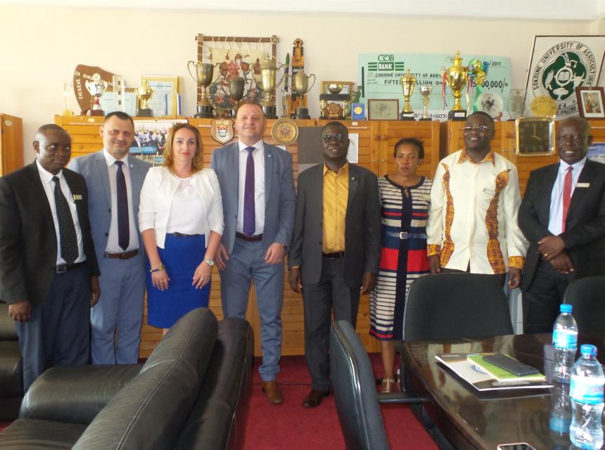 SUA signs agreements with Banat university of Romania